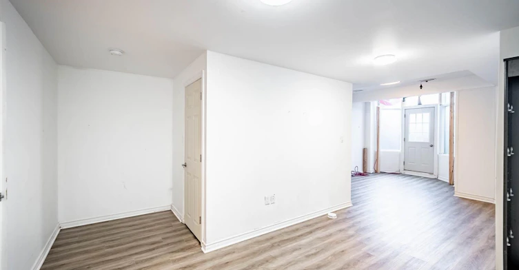 Main-6395 Main Street, Whitchurch-Stouffville, ON, L4A 1G4 - 30