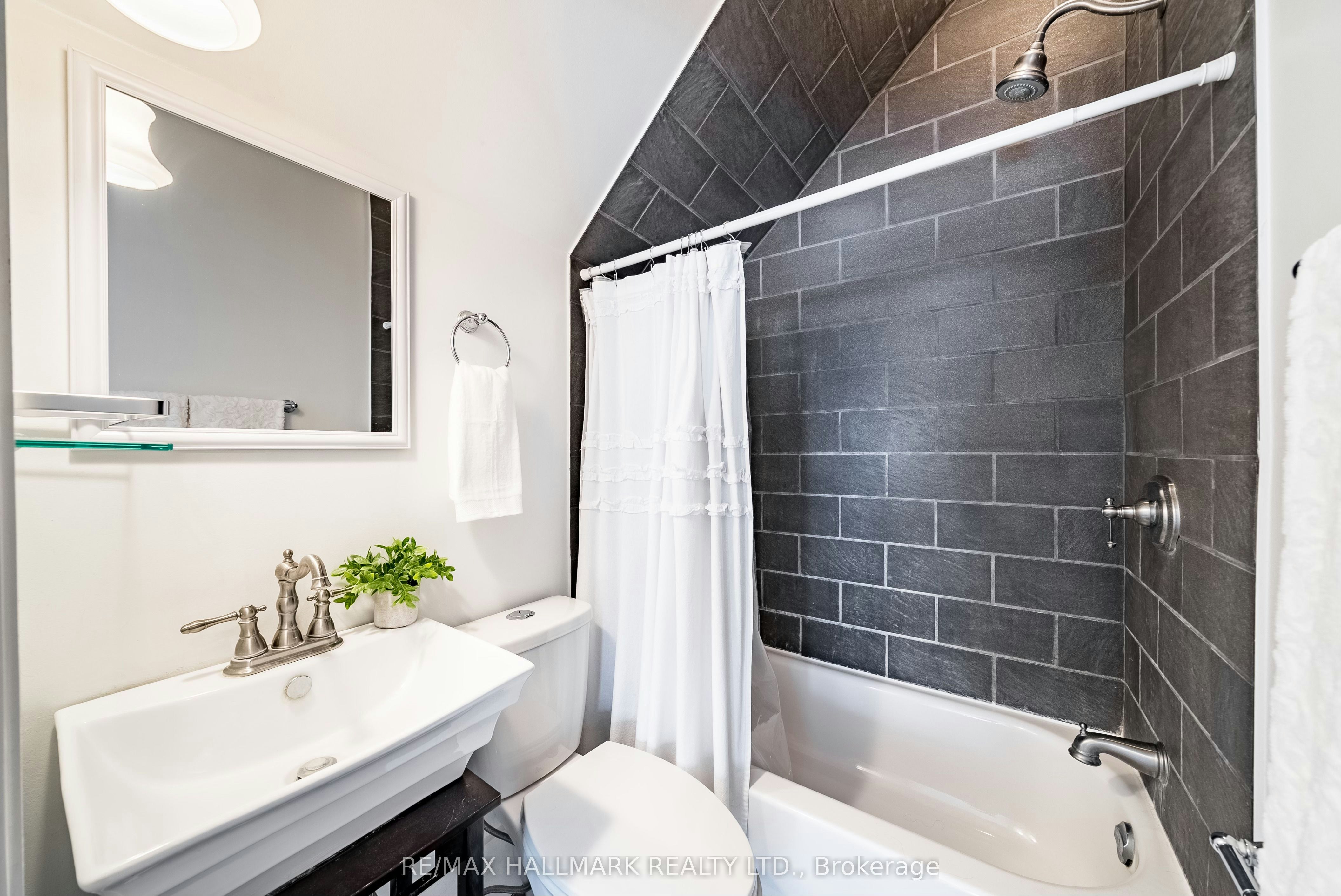 Main-6395 Main Street, Whitchurch-Stouffville, ON, L4A 1G4 - 25