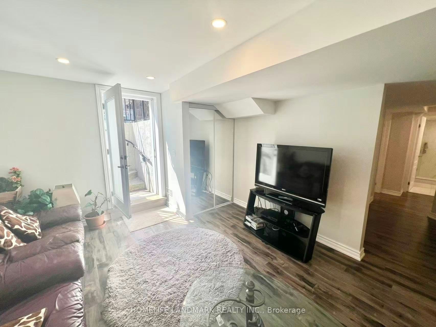 18 Fountain Court, Richmond Hill, ON, L4S 2K4 - 4