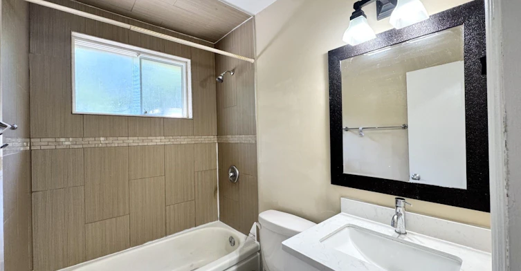 Main-21 Davis Road, Aurora, ON, L4G 2B4 - 8