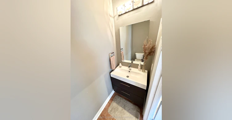 UPPER-117 William Booth Avenue, Newmarket, ON, L3X 3B2 - 5