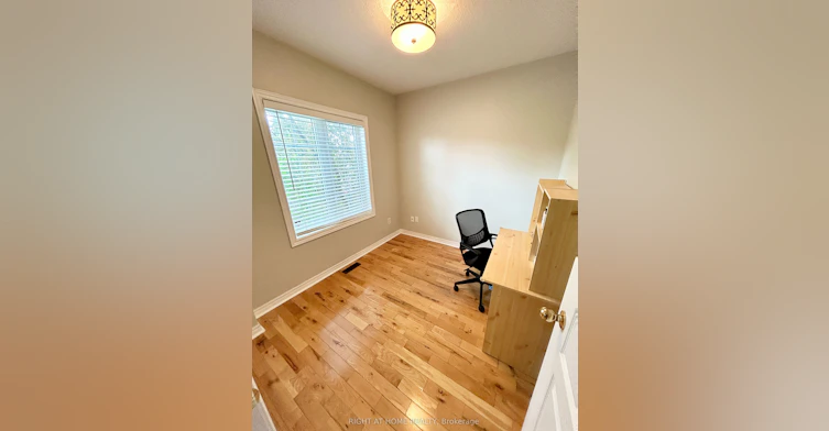 UPPER-117 William Booth Avenue, Newmarket, ON, L3X 3B2 - 3