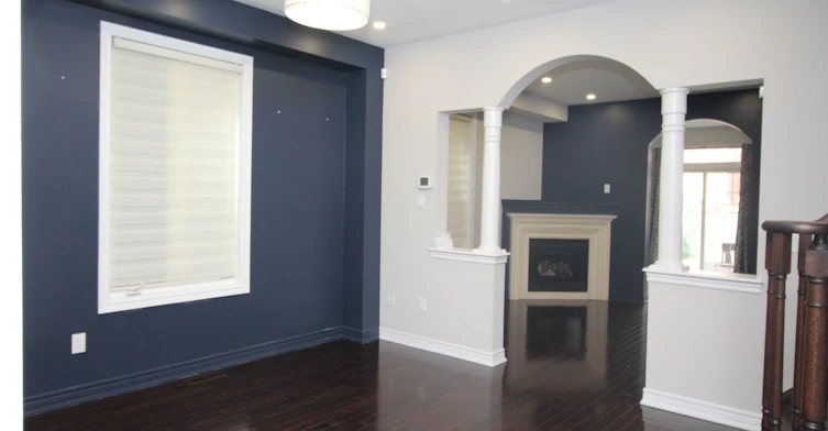 404 Lady Nadia Drive E, Vaughan, ON, L6A 4E8 - 6