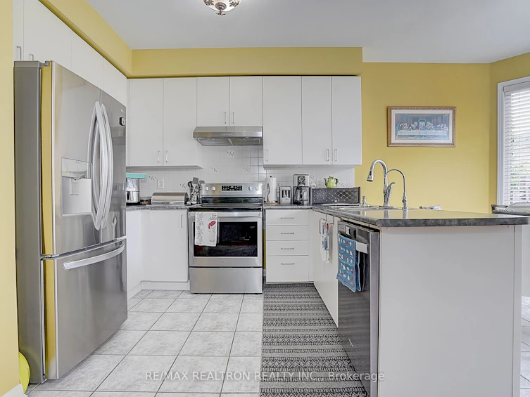 68 Richard Underhill Avenue, Whitchurch-Stouffville, ON, L4A 0J2 - 4