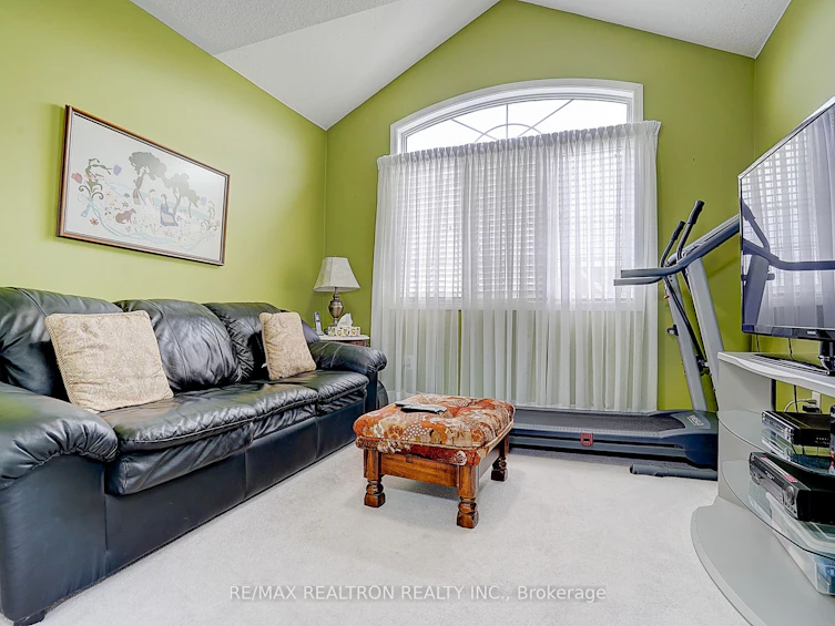 68 Richard Underhill Avenue, Whitchurch-Stouffville, ON, L4A 0J2 - 26