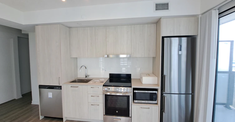 2615-195 Commerce Street, Vaughan, ON, L4K 0P9 - 8