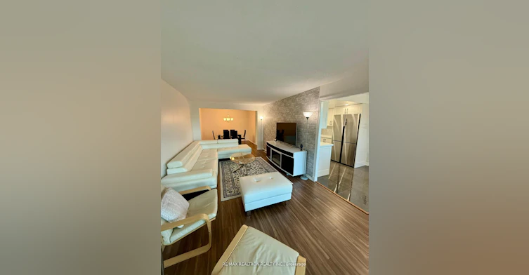 309-7825 Bayview Avenue, Markham, ON, L3T 7N2 - 4