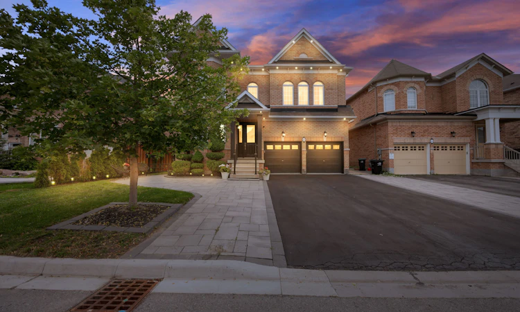 27 Leith Drive