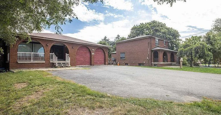 Main/Up-7887 Dufferin Street, Vaughan, ON, L4J 3M5 - 2