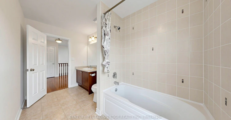 72 Staglin Court, Markham, ON, L6C 0L1 - 45