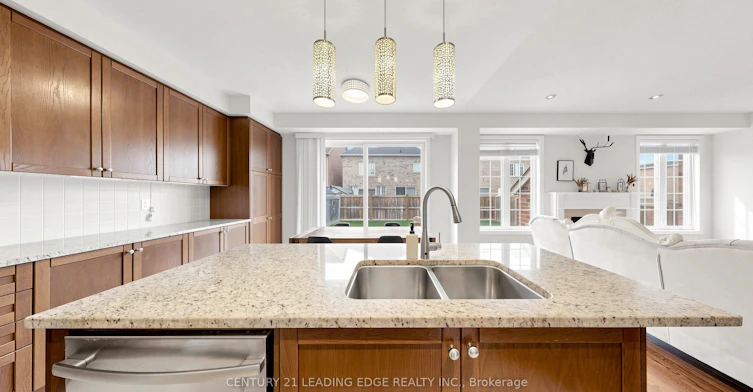 72 Staglin Court, Markham, ON, L6C 0L1 - 10