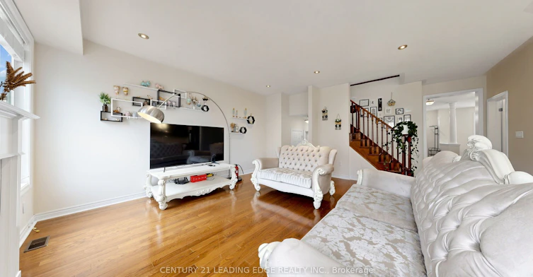 72 Staglin Court, Markham, ON, L6C 0L1 - 6