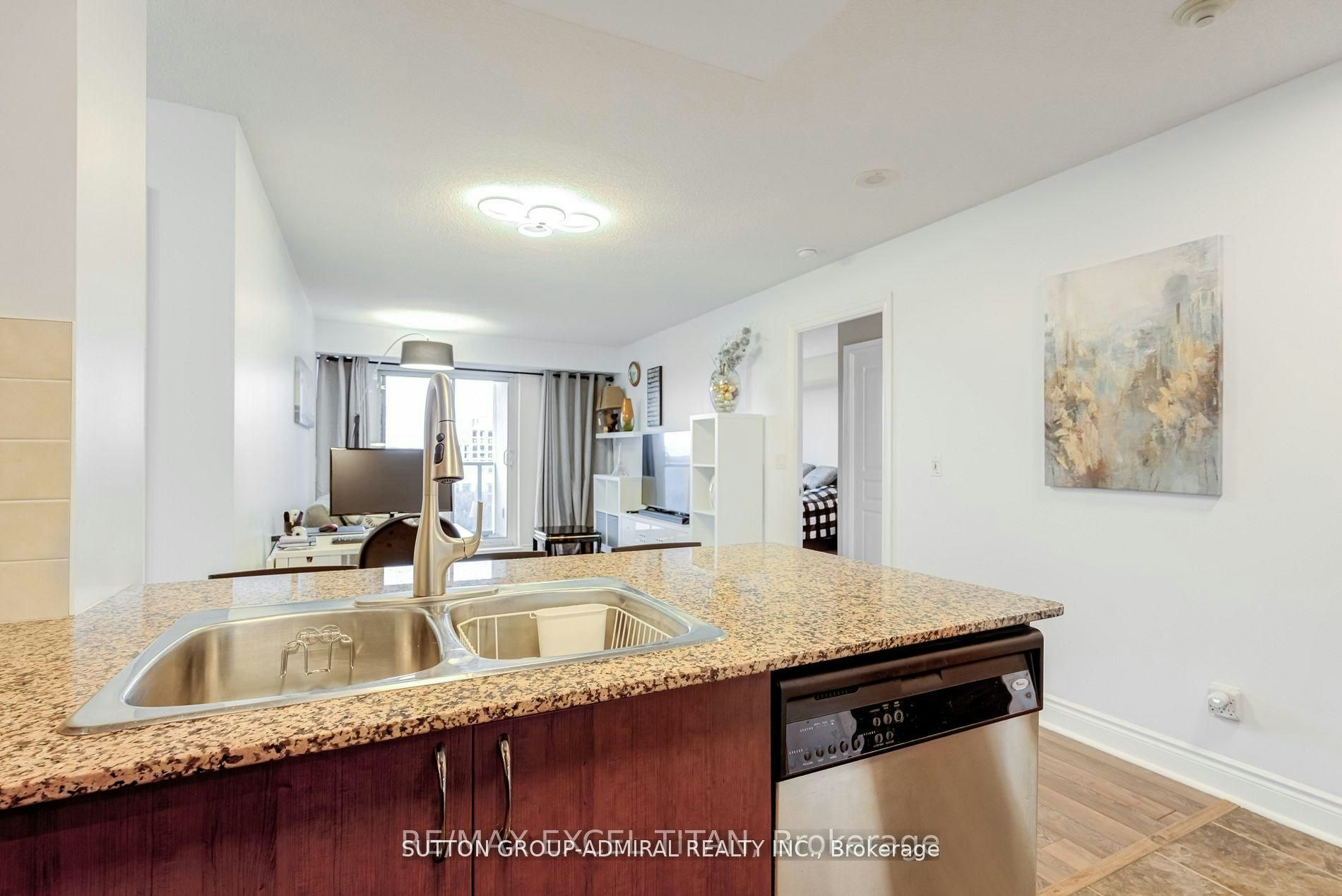 908-7 North Park Road, Vaughan, ON, L4J 0C9 - 15