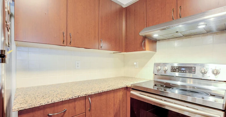 908-7 North Park Road, Vaughan, ON, L4J 0C9 - 14