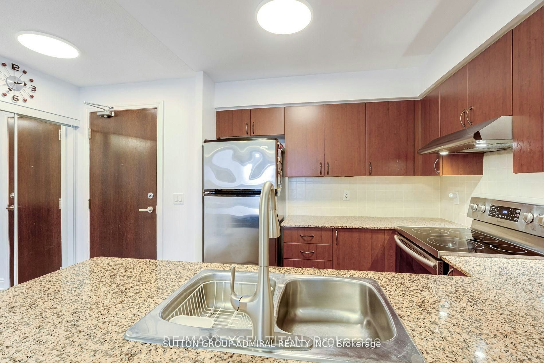 908-7 North Park Road, Vaughan, ON, L4J 0C9 - 13