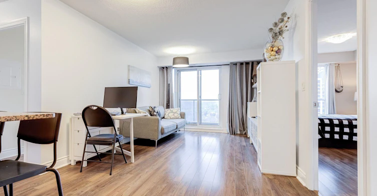 908-7 North Park Road, Vaughan, ON, L4J 0C9 - 7
