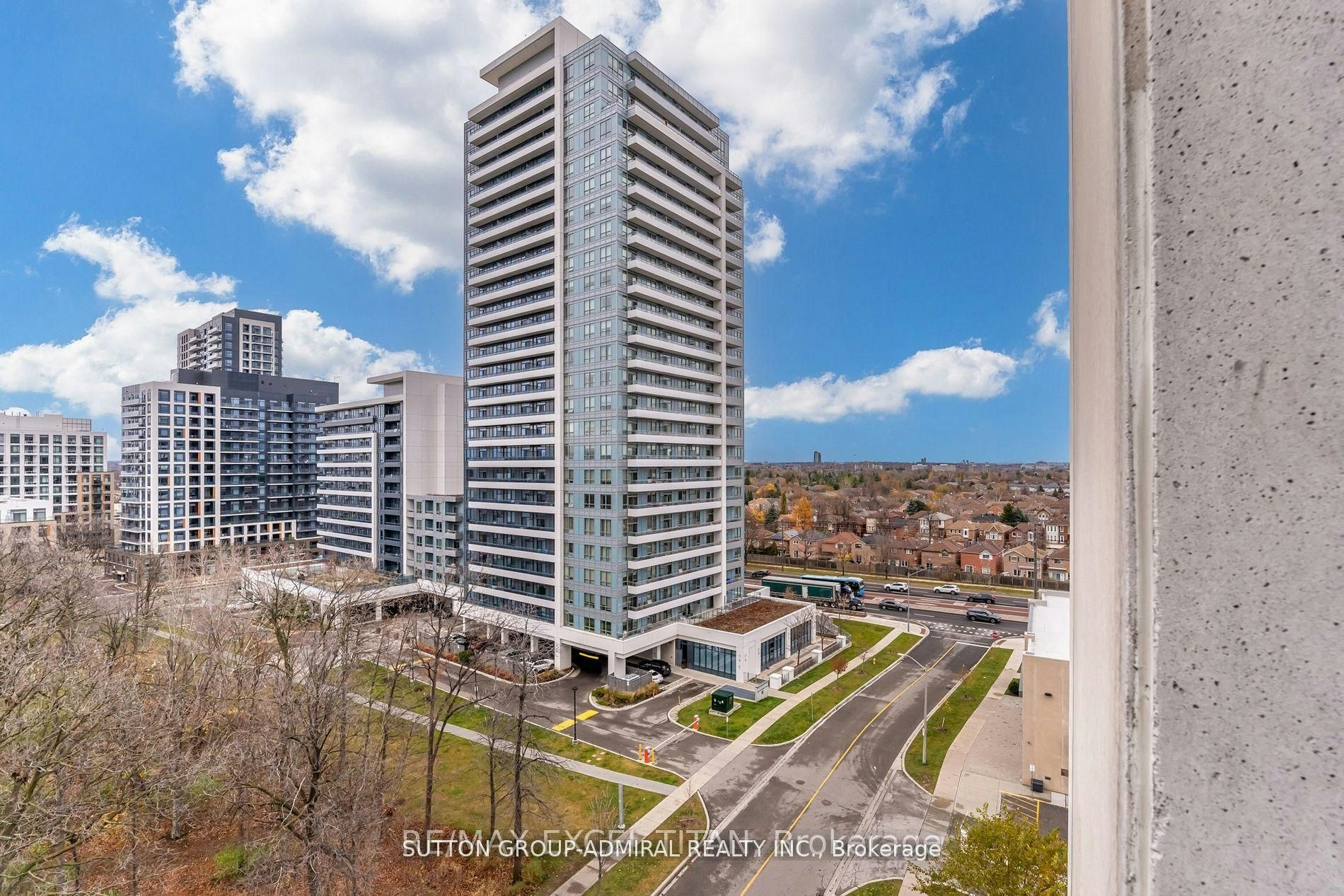 908-7 North Park Road, Vaughan, ON, L4J 0C9 - 29
