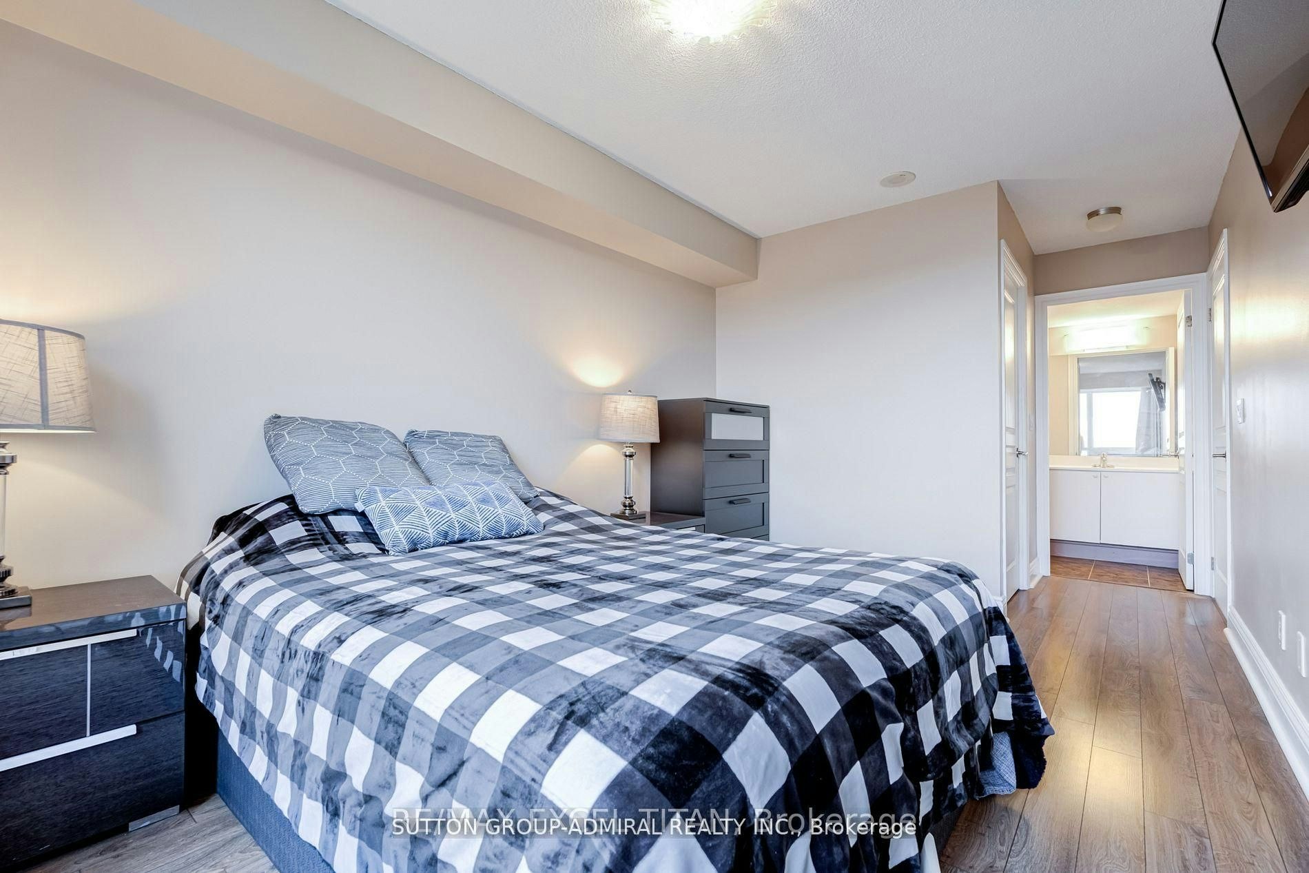 908-7 North Park Road, Vaughan, ON, L4J 0C9 - 22