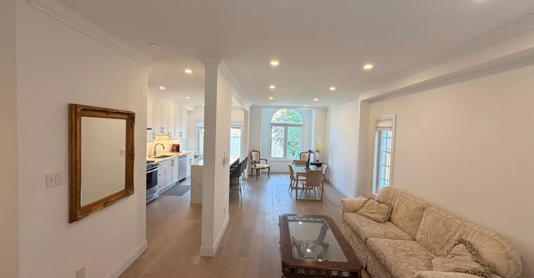 7-2 Mary Gapper Crescent, Richmond Hill, ON, L4C 0J4 - 7