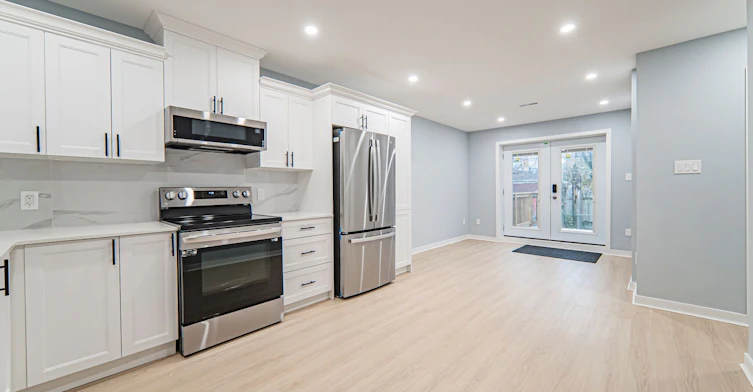 MAIN-250 Beechy Drive, Richmond Hill, ON, L4C 2X7