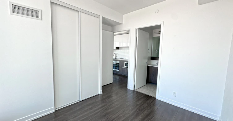 2902-950 Portage Parkway, Vaughan, ON, L4K 0J7 - 10