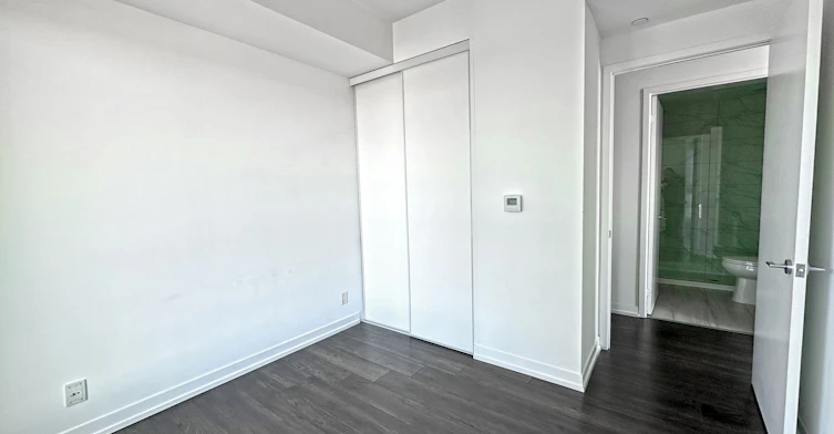 2902-950 Portage Parkway, Vaughan, ON, L4K 0J7 - 14