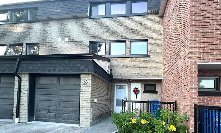38 Henderson Drive