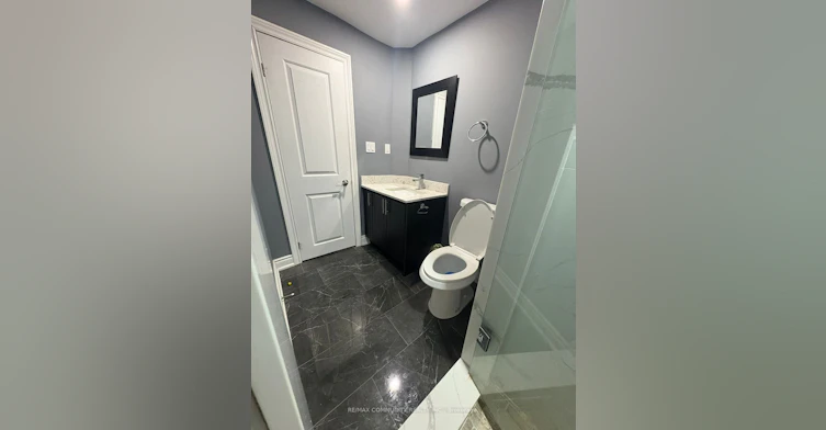 699 Somerville Drive, Newmarket, ON, L3X 0J9 - 9