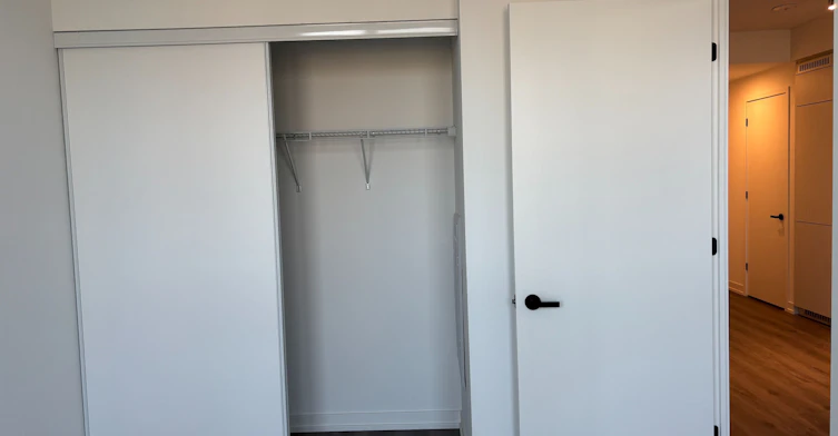 1809-28 Interchange Way, Vaughan, ON, L4K 0P8 - 13