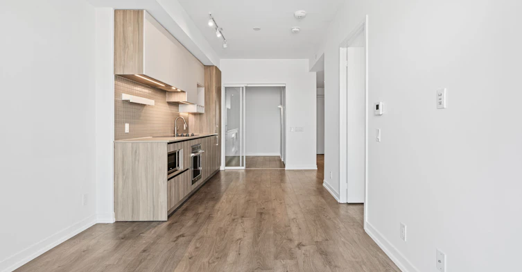 4915-950 Portage Parkway, Vaughan, ON, L4K 0J7 - 13