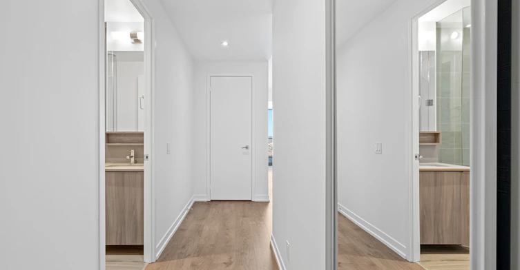 4915-950 Portage Parkway, Vaughan, ON, L4K 0J7 - 3