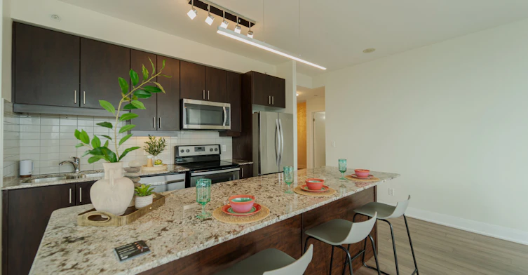 2803-2900 Highway 7 Road, Vaughan, ON, L4K 0G3 - 13