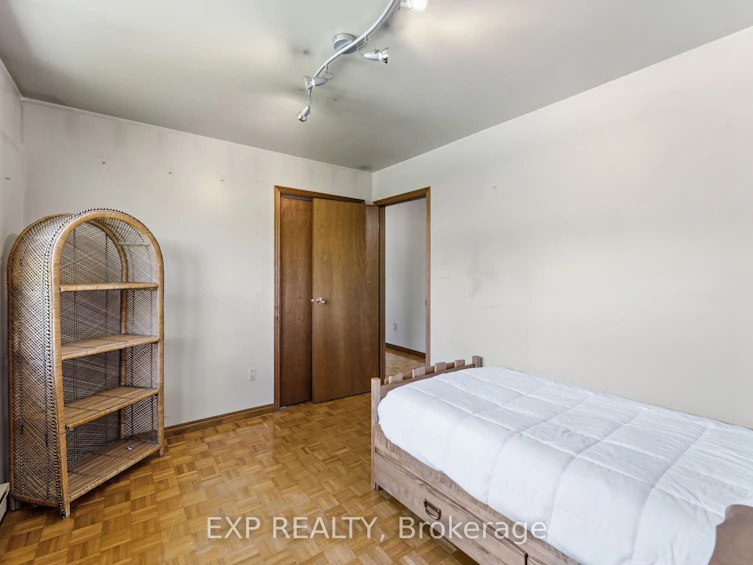 32 Louisa Street, Georgina, ON, L0E 1L0 - 27