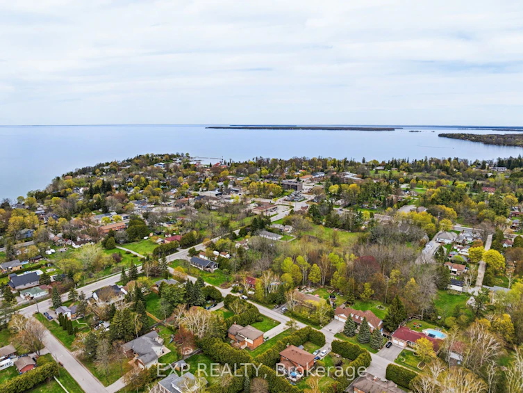 32 Louisa Street, Georgina, ON, L0E 1L0 - 40
