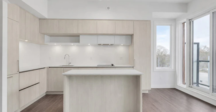 116-10 Steckley House Lane, Richmond Hill, ON, L4S 0N1 - 3