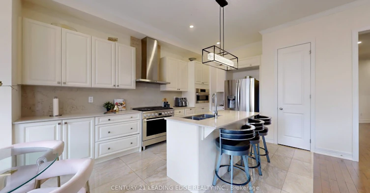 7 Suttonrail Way, Whitchurch-Stouffville, ON, L4A 4X5 - 12