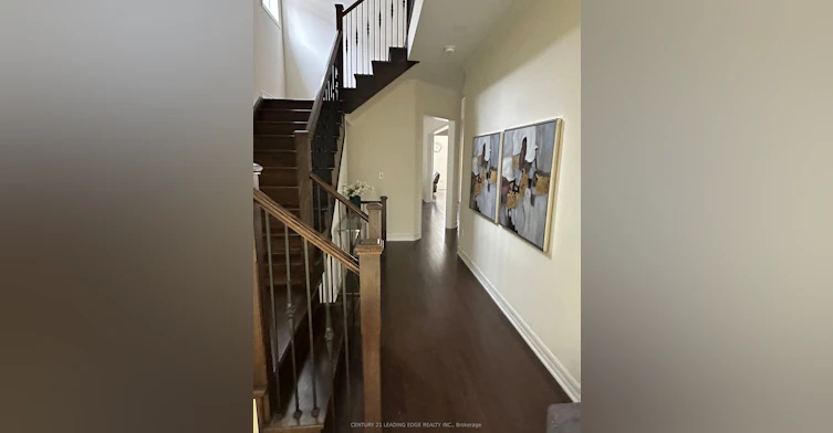 7 Suttonrail Way, Whitchurch-Stouffville, ON, L4A 4X5 - 4