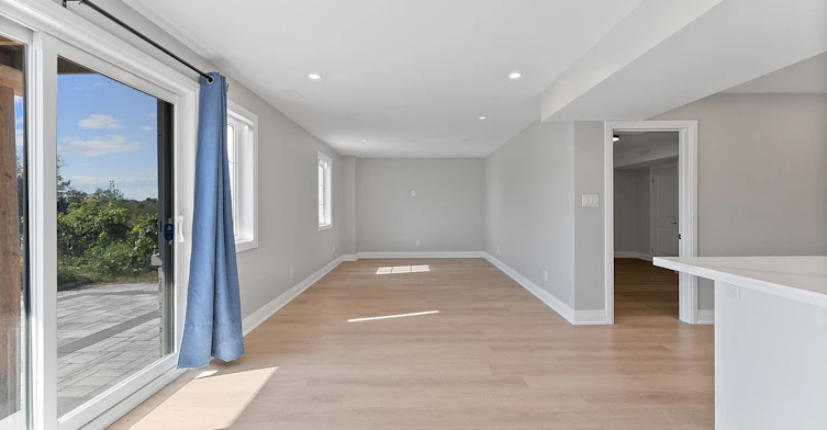 145 Roy Harper Avenue, Aurora, ON, L4G 7C4 - 22