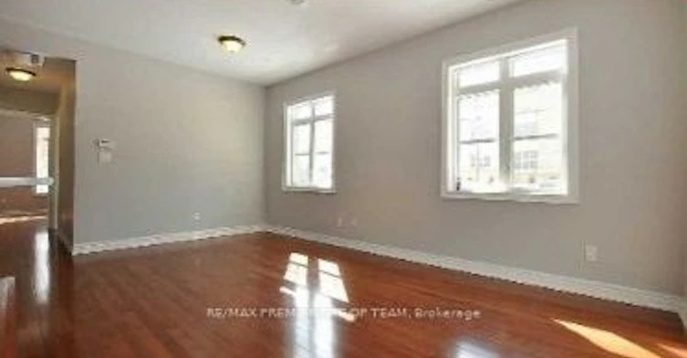 3-10 Church Street N, Richmond Hill, ON, L4C 3E7 - 5