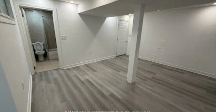 #1 Basement-34 Main Street S, Newmarket, ON, L3Y 3Y4 - 2