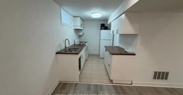 #1 Basement-34 Main Street S, Newmarket, ON, L3Y 3Y4 - 6