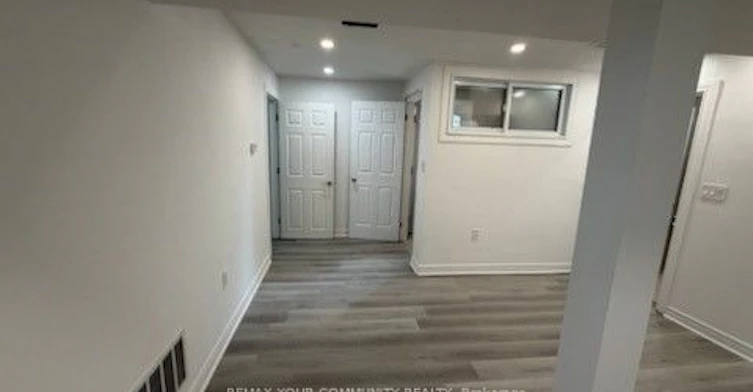 #1 Basement-34 Main Street S, Newmarket, ON, L3Y 3Y4 - 10