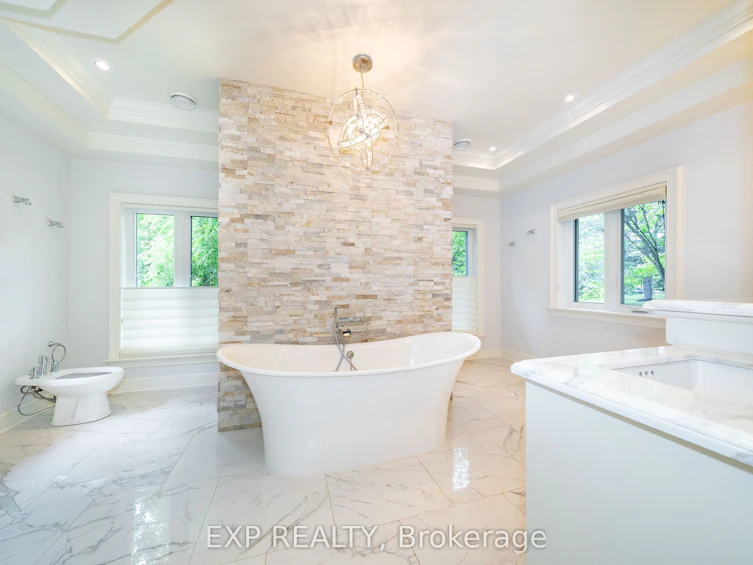 203 St John's Side Road W, Aurora, ON, L4G 6K1 - 23