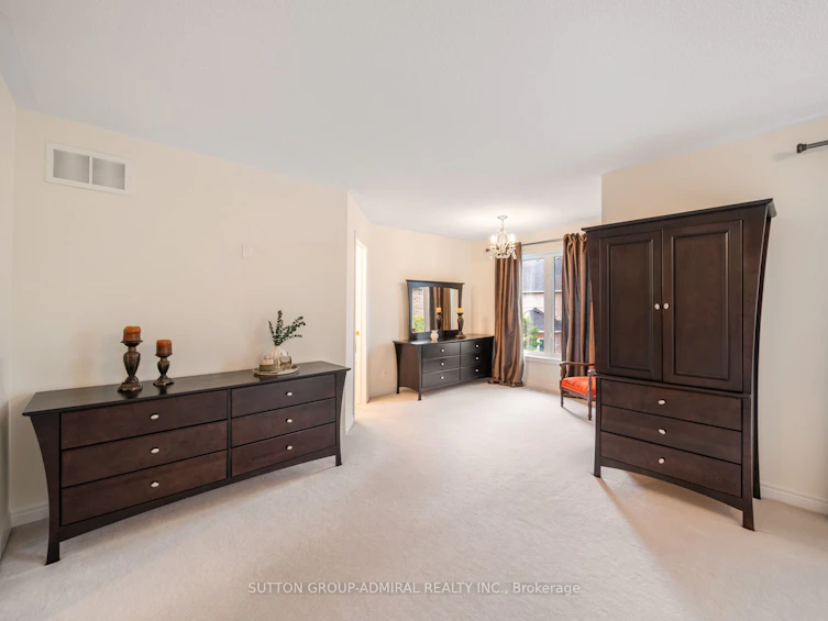 23 Kerr Lane, Aurora, ON, L4G 0E5 - 28