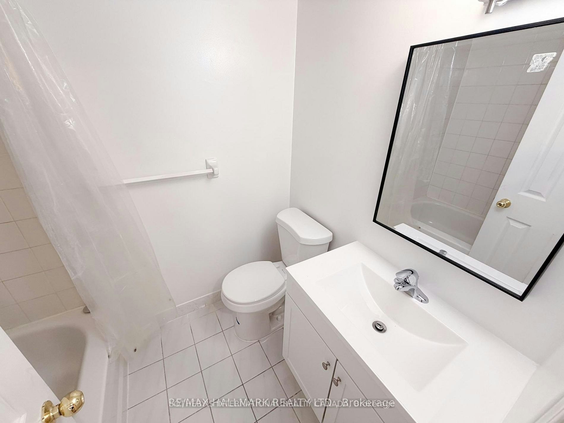 338 Demaine Crescent, Richmond Hill, ON, L4C 2W5 - 12