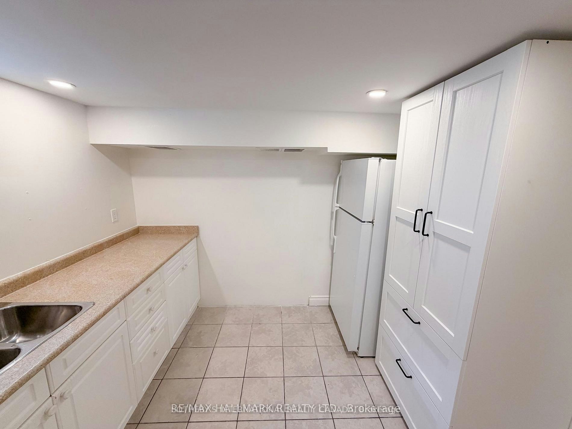 338 Demaine Crescent, Richmond Hill, ON, L4C 2W5 - 8