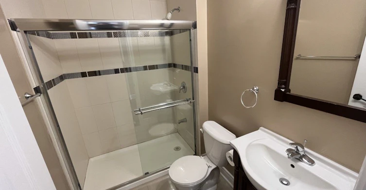 24 Kemsing Court, Markham, ON, L3R 4P7 - 4