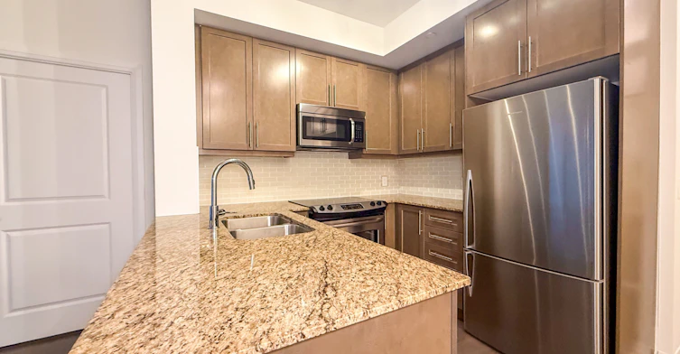 1109-55 Oneida Crescent, Richmond Hill, ON, L4B 0E8 - 8