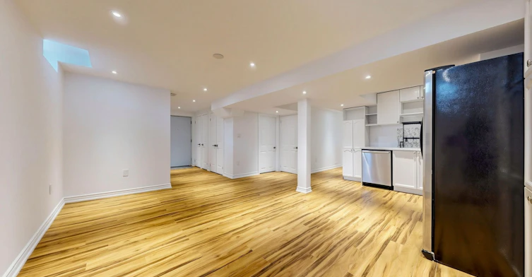 Basement-218 Paxton Crescent, Newmarket, ON, L3X 2C4 - 2