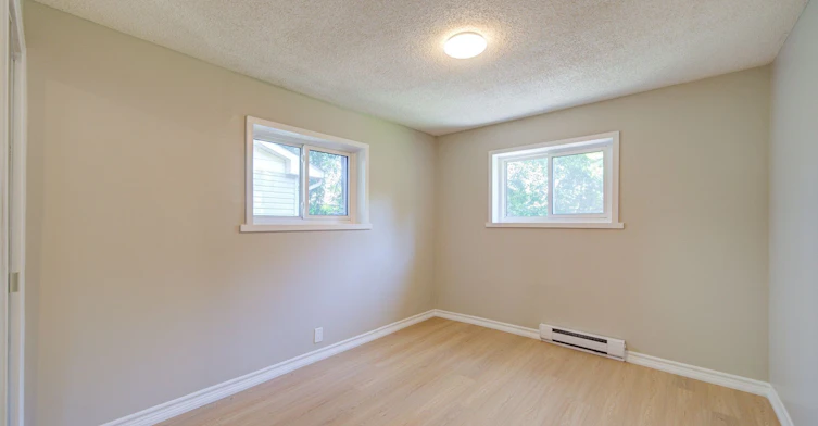 65 Cooks Bay Drive, Georgina, ON, L4P 1L9 - 9